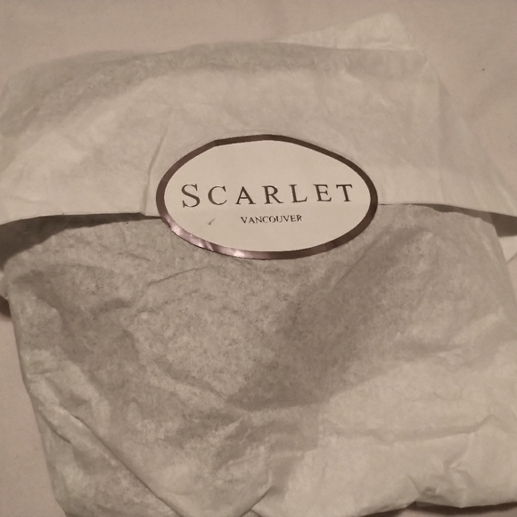 ✨SALE: 2 for 50% off!✨ ✨NWOT✨ Black Lace Bra - Picture 7 of 7